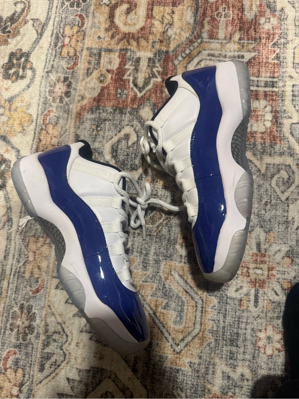 Jordan 11 Low ‘Concord Sketch” - Picture 4 of 6